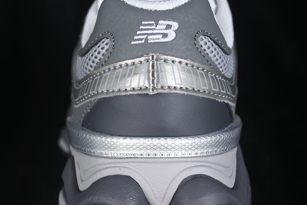New balance u9060 /factory outlet edition