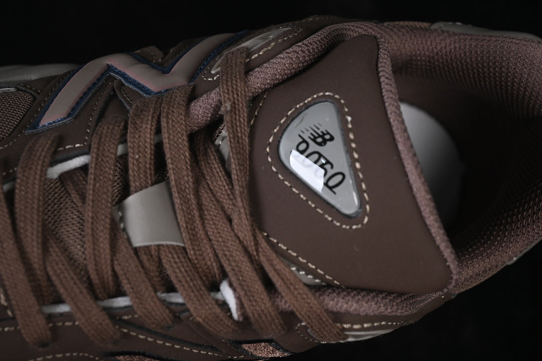 New balance u9060 /factory outlet edition