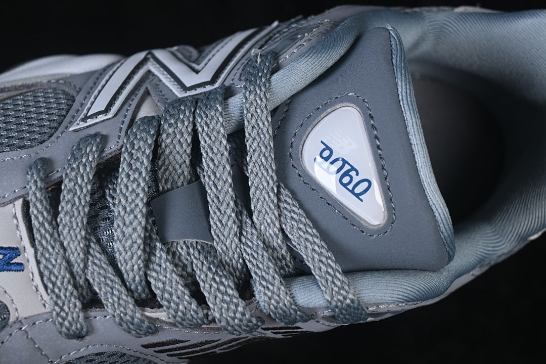 New balance u9060 /factory outlet edition
