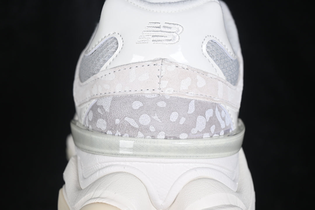 New balance u9060 /factory outlet edition