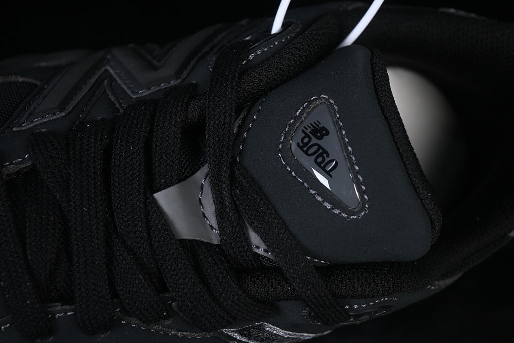 New balance u9060 /factory outlet edition
